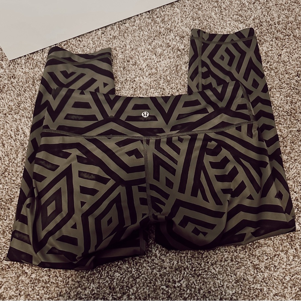 Lululemon zigzag leggings